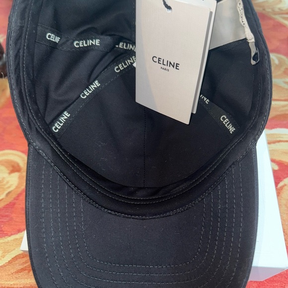 Celine Black Hat with Cream Emblem - Picture 2 of 4